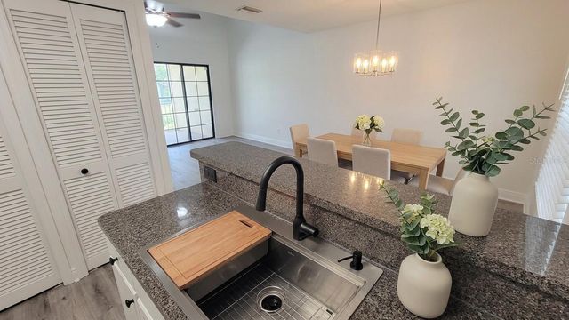 900 SW 62ND BOULEVARD B6, Gainesville, FL 32607