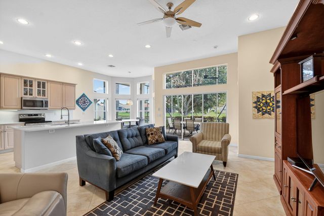 7387 Morocca Lake Drive, Delray Beach, FL 33446