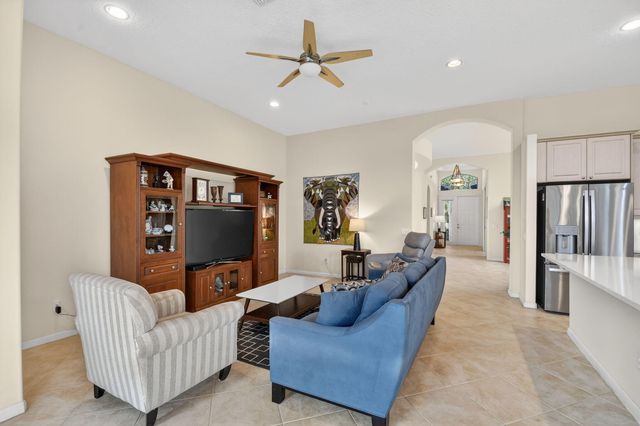 7387 Morocca Lake Drive, Delray Beach, FL 33446