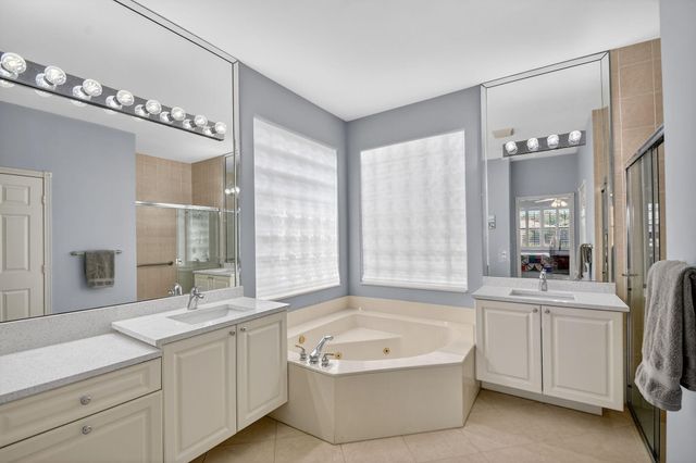 7387 Morocca Lake Drive, Delray Beach, FL 33446