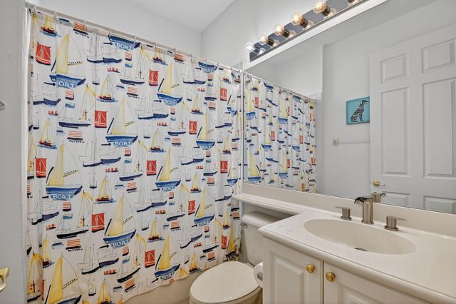 7387 Morocca Lake Drive, Delray Beach, FL 33446