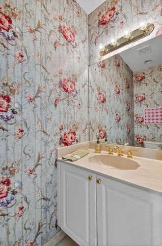 7387 Morocca Lake Drive, Delray Beach, FL 33446