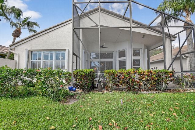 7387 Morocca Lake Drive, Delray Beach, FL 33446