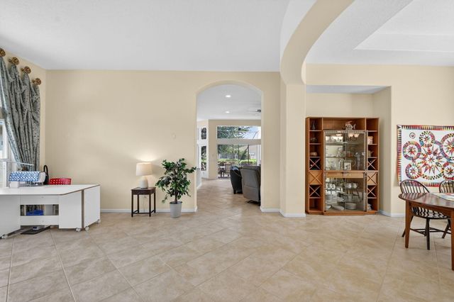 7387 Morocca Lake Drive, Delray Beach, FL 33446