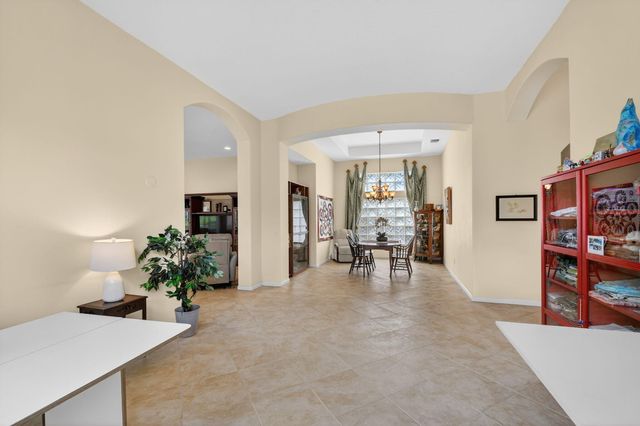 7387 Morocca Lake Drive, Delray Beach, FL 33446