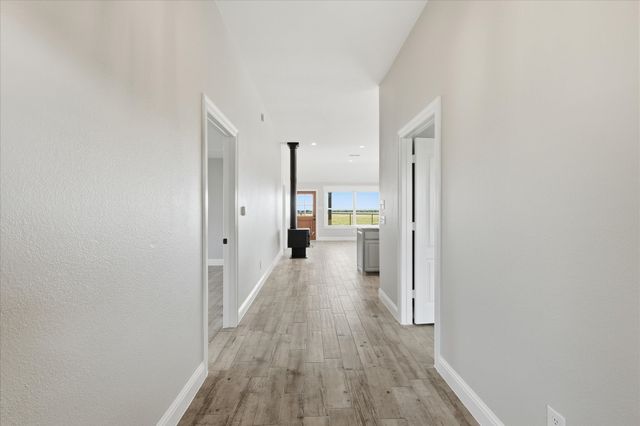 2500 County Road 332, Era, TX 76238