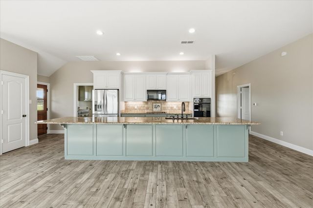 2500 County Road 332, Era, TX 76238