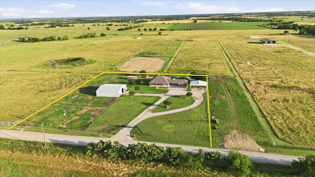2500 County Road 332, Era, TX 76238