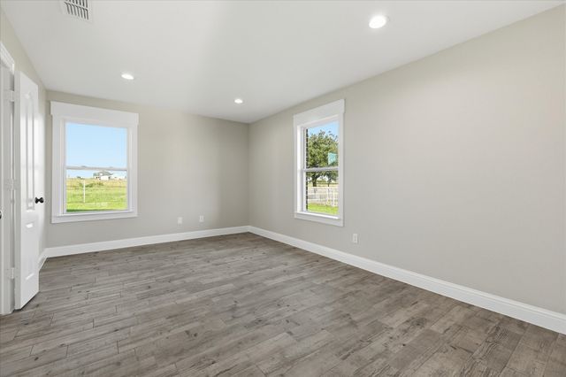 2500 County Road 332, Era, TX 76238