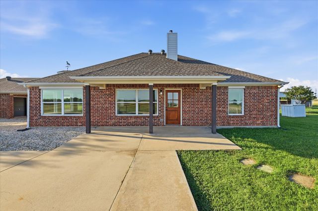 2500 County Road 332, Era, TX 76238