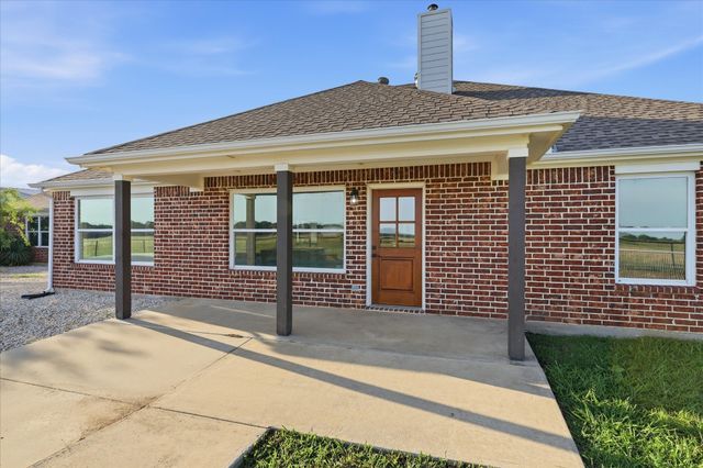 2500 County Road 332, Era, TX 76238