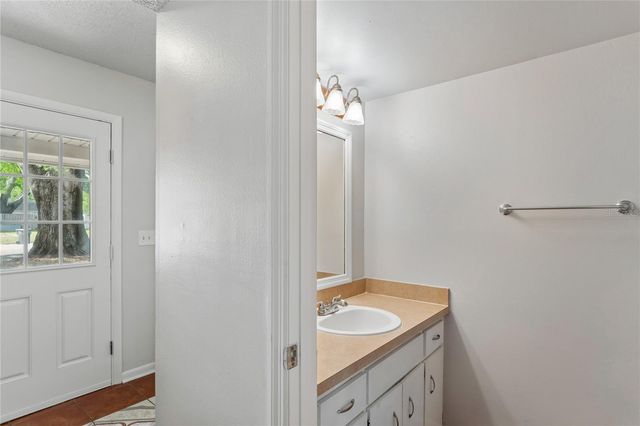 1907 RAMBLING LANE, Brandon, FL 33510