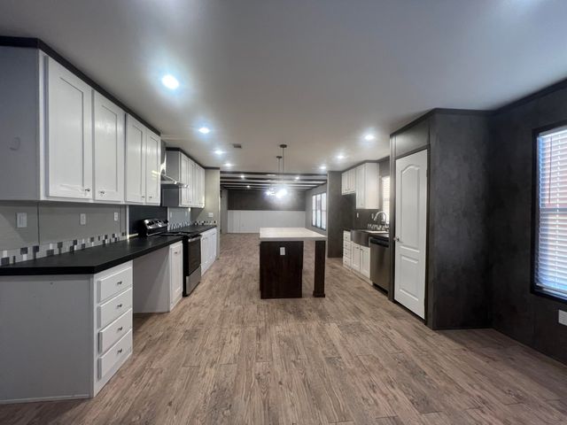 3113 Sparrow Road, Lubbock, TX 79407