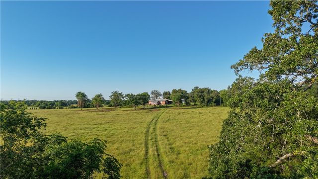 3765 Poteet Road, Normangee, TX 77871