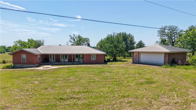 3765 Poteet Road, Normangee, TX 77871