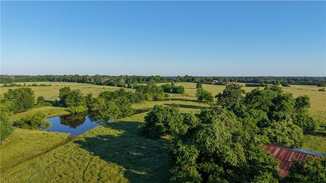 3765 Poteet Road, Normangee, TX 77871