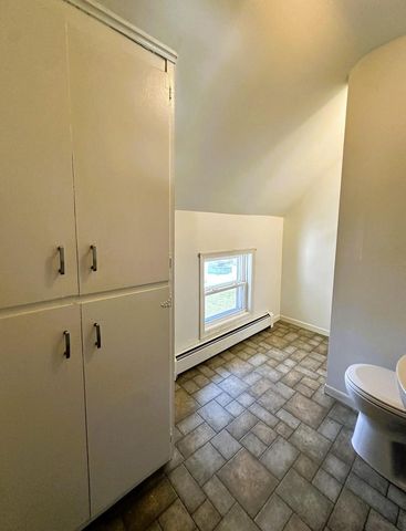 16 E 11TH STREET, Fond Du Lac, WI 54935