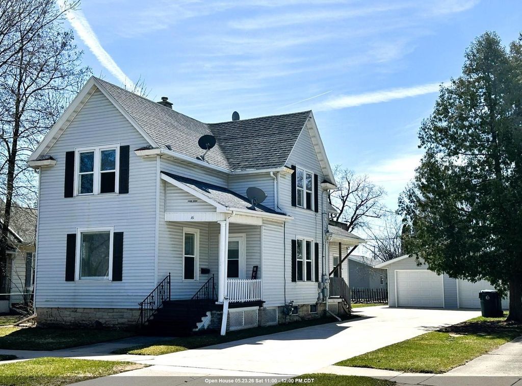 16 E 11TH STREET, Fond Du Lac, WI 54935