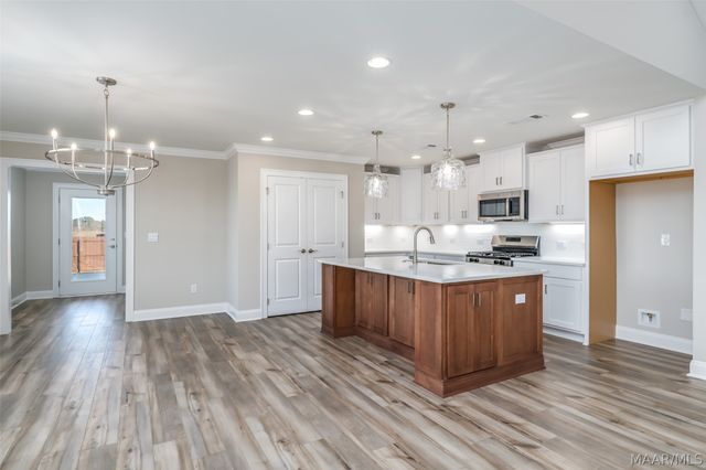 125 Wasden Way, Prattville, AL 36066