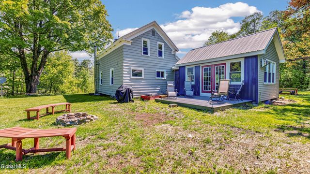 106 State Highway 30, Northampton, NY 12134