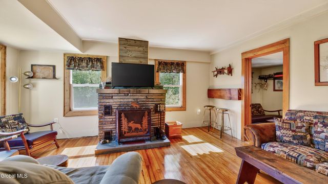 106 State Highway 30, Northampton, NY 12134