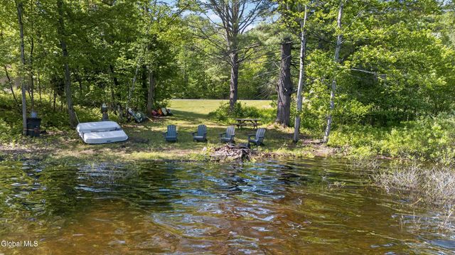 106 State Highway 30, Northampton, NY 12134