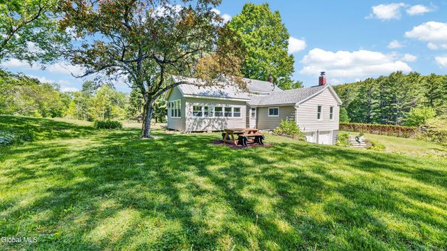 106 State Highway 30, Northampton, NY 12134