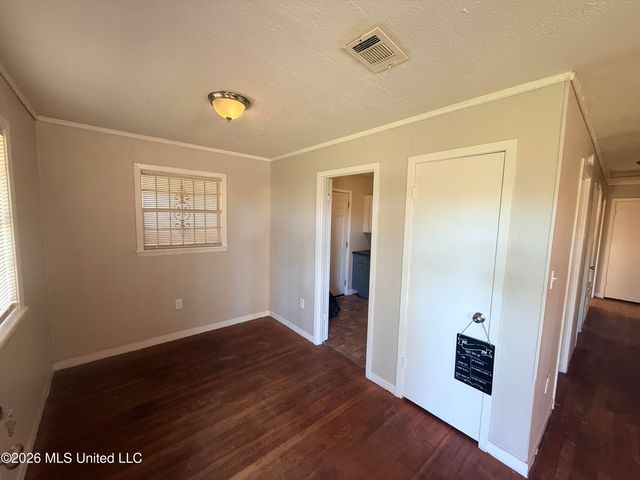 2859 Kingsroad Avenue, Jackson, MS 39213