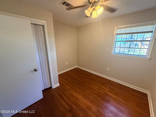 2859 Kingsroad Avenue, Jackson, MS 39213