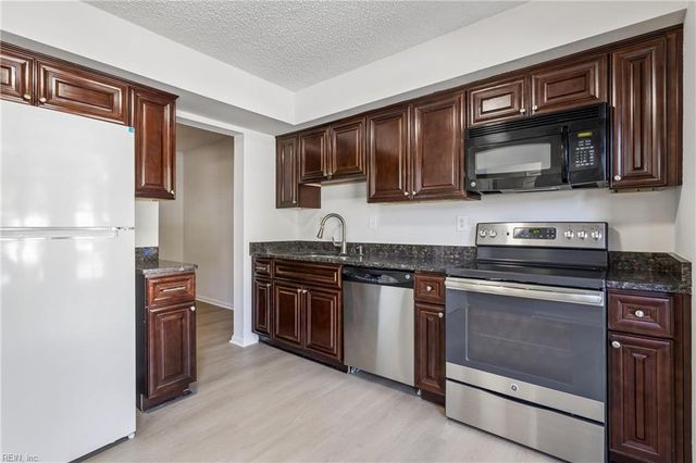 1142 Clear Springs RD, Virginia Beach, VA 23464