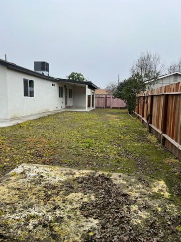 1901 Patterson Avenue, Corcoran, CA 93212