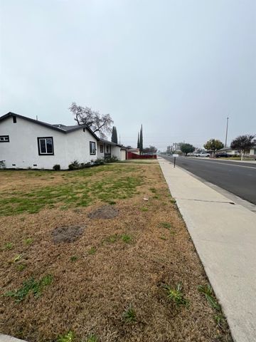 1901 Patterson Avenue, Corcoran, CA 93212