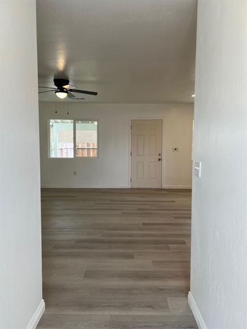 1901 Patterson Avenue, Corcoran, CA 93212