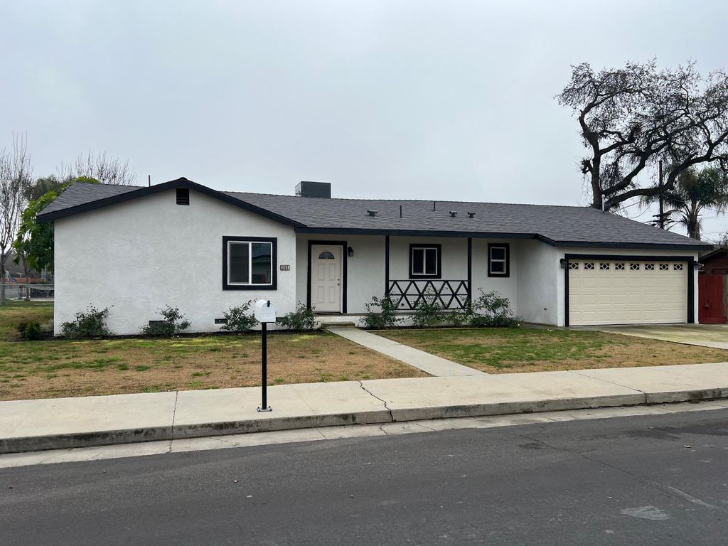 Image 1 of property listing at 1901 Patterson Avenue, Corcoran, CA 93212