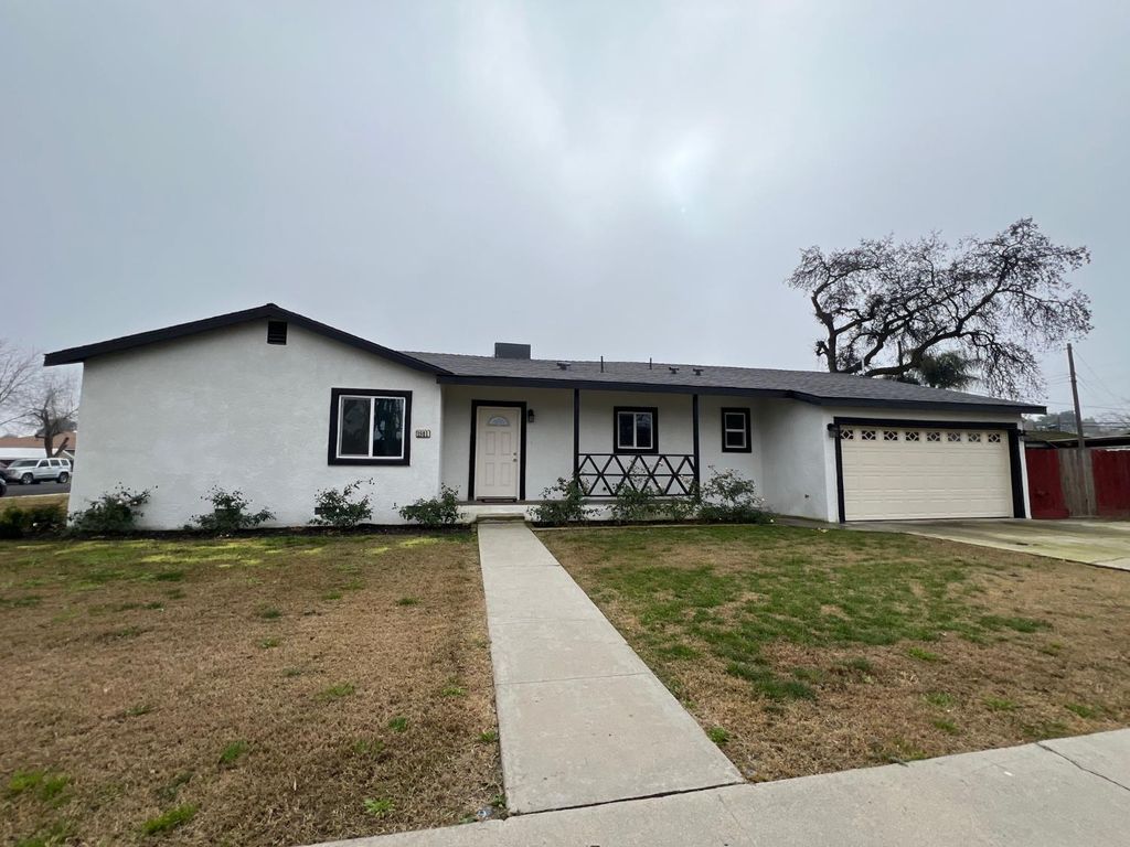 Image 2 of property listing at 1901 Patterson Avenue, Corcoran, CA 93212