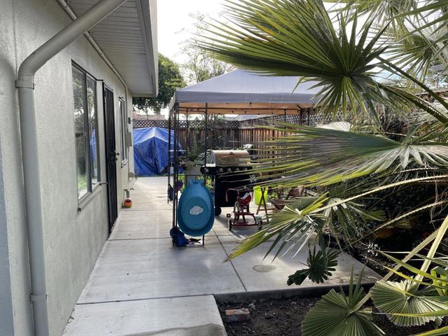 7011 Rosanna Street, Gilroy, CA 95020