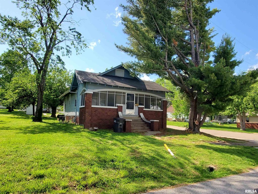 724 N Carico Street, Carbondale, IL 62901