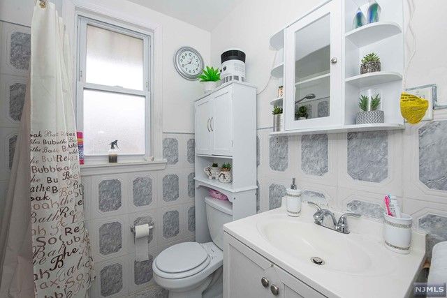 139 Teaneck Road, Ridgefield Park, NJ 07660