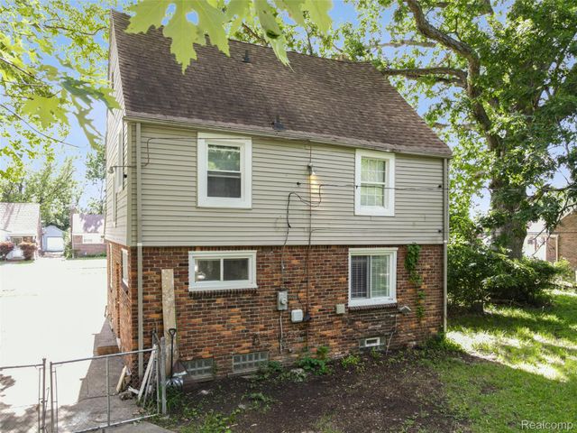 18746 Glenhurst Street, Detroit, MI 48219