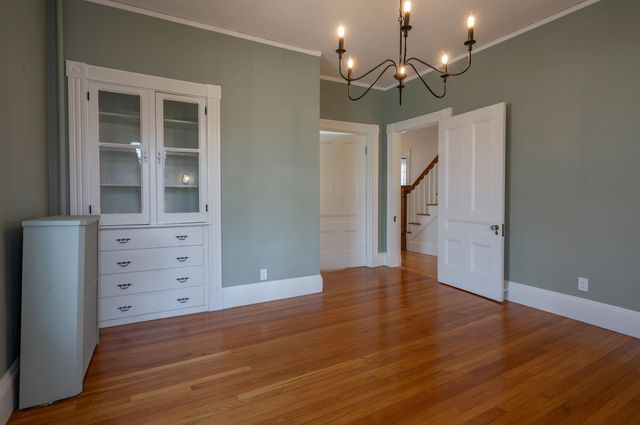 18 Manchester Street, Nashua, NH 03064