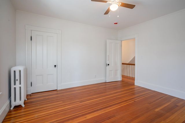 18 Manchester Street, Nashua, NH 03064