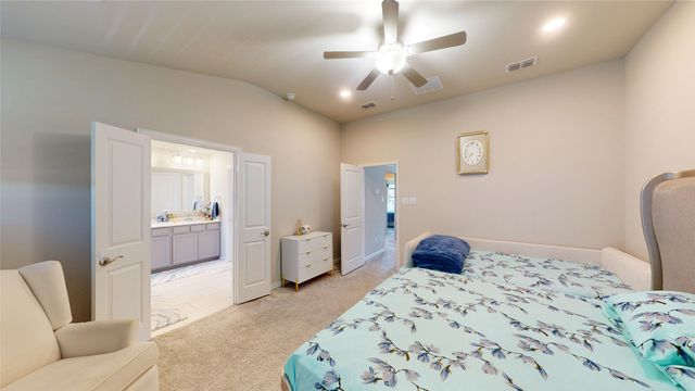 7002 Running Iron Trail, Sachse, TX 75048