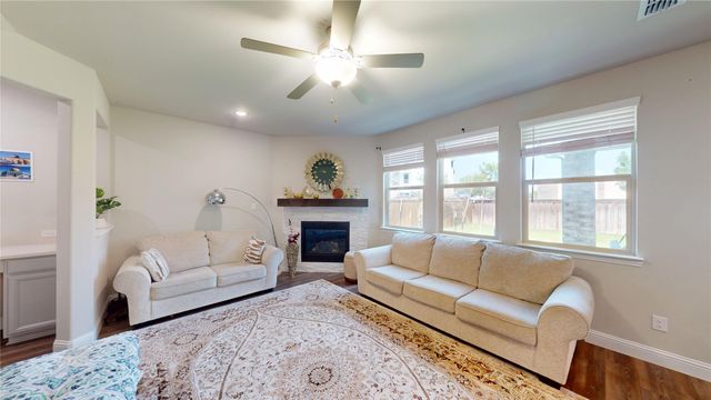 7002 Running Iron Trail, Sachse, TX 75048