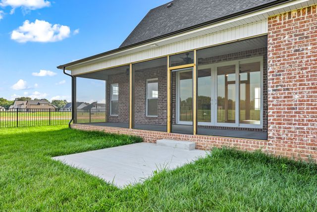 241 Harvest Moon Dr, Clarksville, TN 37043