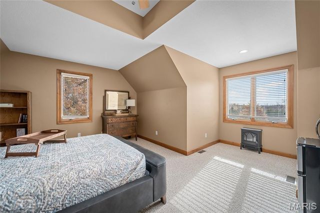 24185 Schuetzenground Road, Warrenton, MO 63383