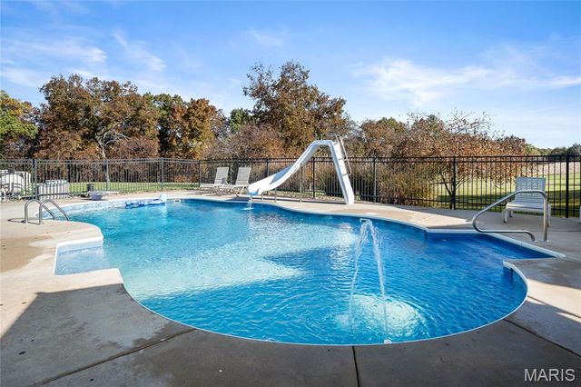 24185 Schuetzenground Road, Warrenton, MO 63383