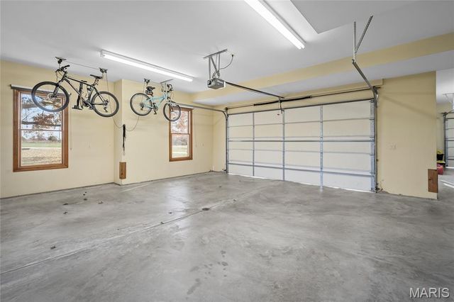 24185 Schuetzenground Road, Warrenton, MO 63383