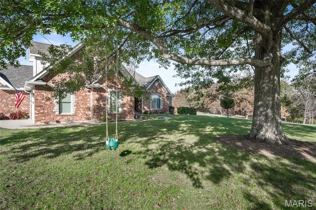 24185 Schuetzenground Road, Warrenton, MO 63383