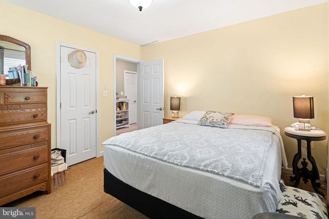 524 FIFTH AVE, Barrington, NJ 08007