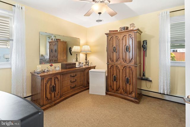 524 FIFTH AVE, Barrington, NJ 08007